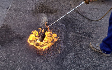 Eakring flat roofing repairs